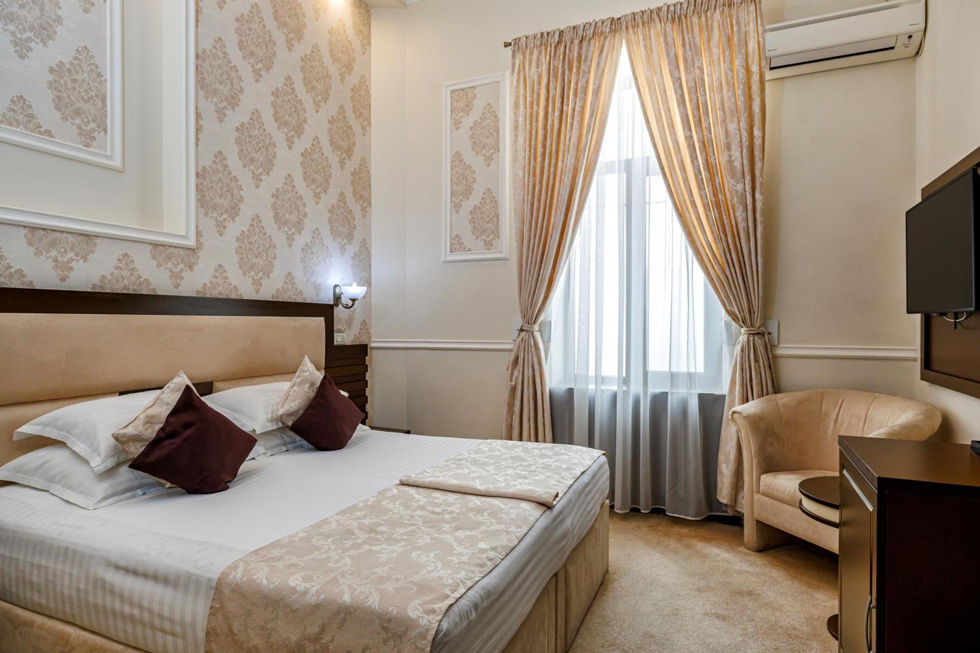 La Strada Boutique Villa Piteşti Exterior foto